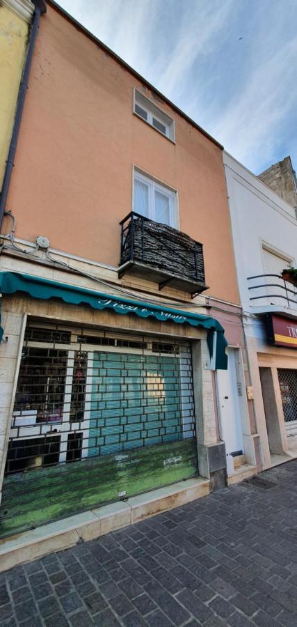 Appartamento In Piazza Italia SantʼAntìoco المظهر الخارجي الصورة
